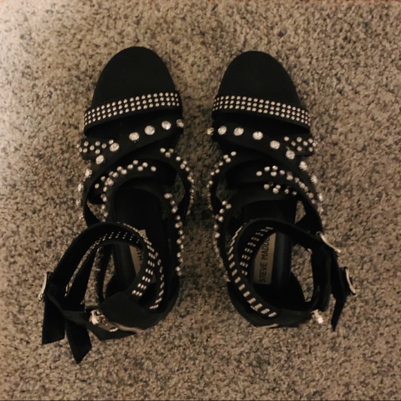 ❌SOLD❌ Steve Madden Black Sandals Gladiator - Picture 2 of 5